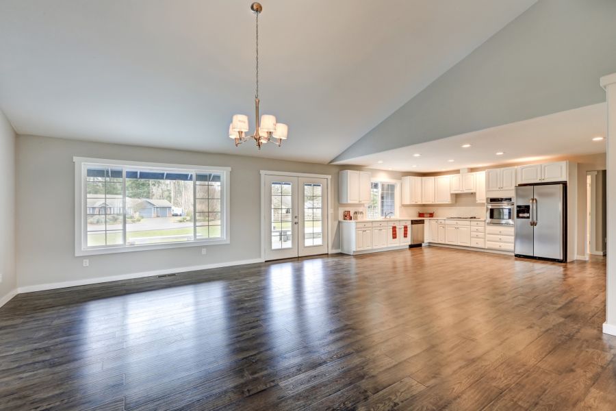 Move in / move out commercial cleaning by Friendly Clean LLC